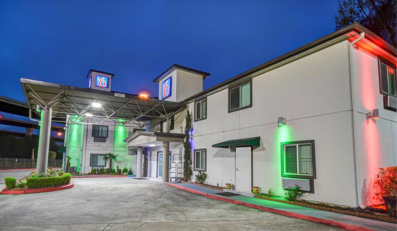 Motel 6 Humble, Tx - Houston International Airport Exterior foto